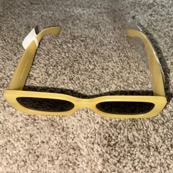 Forever 21 Orange and Yellow Sunglasses Set - Picture 7 of 7